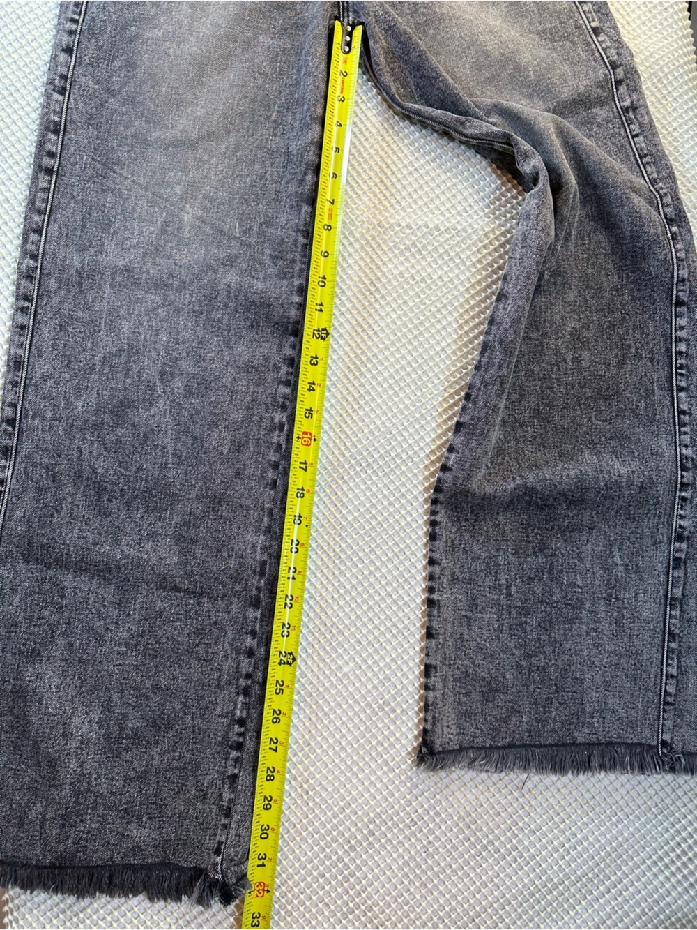 Kancan High Waisted Wide Leg Fringe Hem Jeans Size 28 NEW NWT - Picture 3 of 8